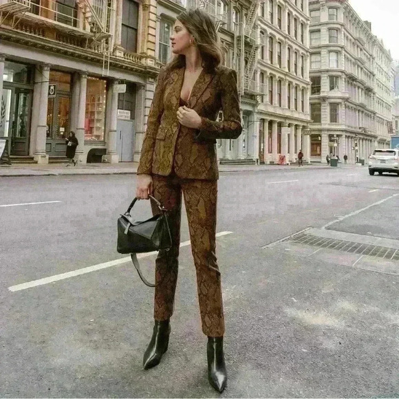 JOIE Anthropologie x REVOLVE Anilah Mesa Snakeskin Python Print Blazer Sz. XXS - Picture 6 of 15